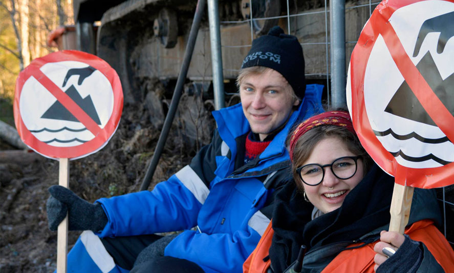 YFoE Norway Activists at Forde (c) Natur og Ungdom